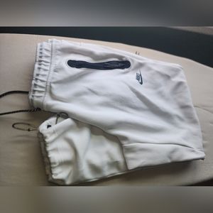 Nike Men's joggers